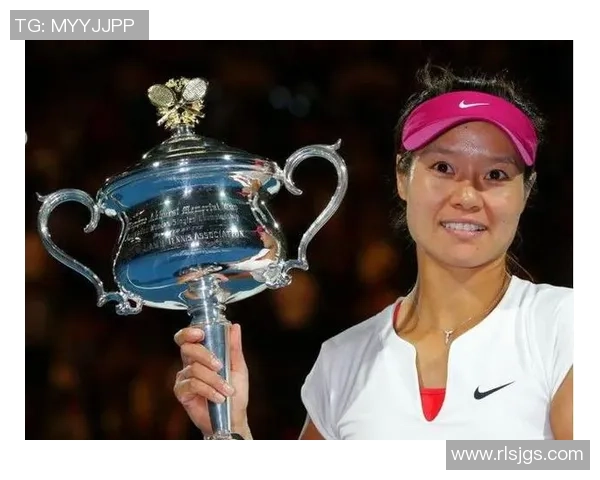 流麻足球球星崛起之路:从默默无闻到全球瞩目的传奇之旅 流麻足球球星崛起之路:从默默无闻到全球瞩目的传奇之旅