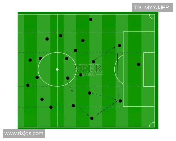 如何通过足球星球大战获取皇马队员与战术策略解析